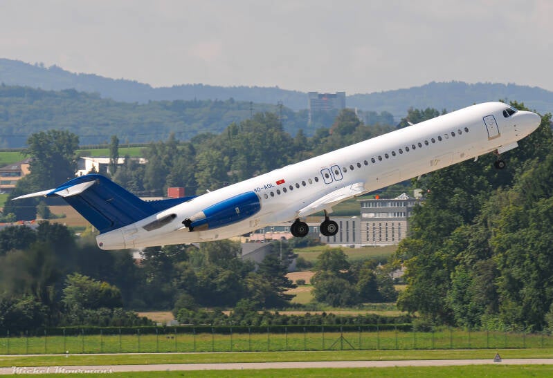 4O-AOL -- Fokker 100 -- Montenegro Airlines