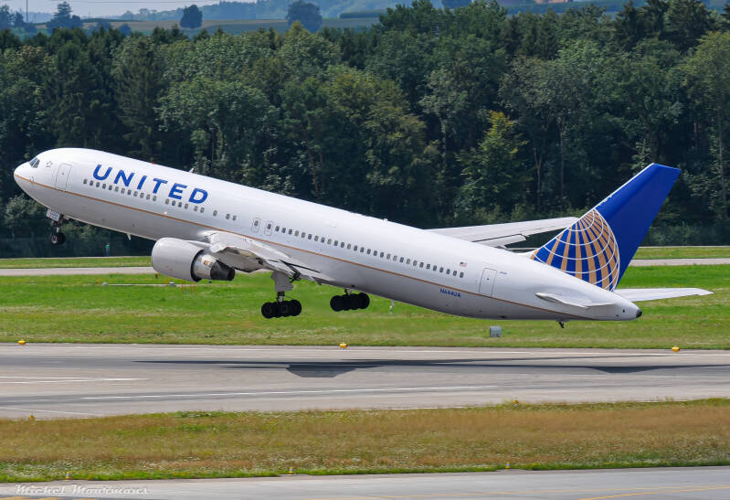 N644UA -- Boeing 767-300ER -- United Airlines