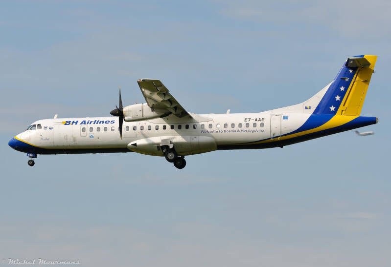 E7-AAE -- ATR 72-200 -- B&amp;H Airlines