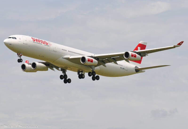 HB-JMO -- Airbus A340-300 -- Swiss