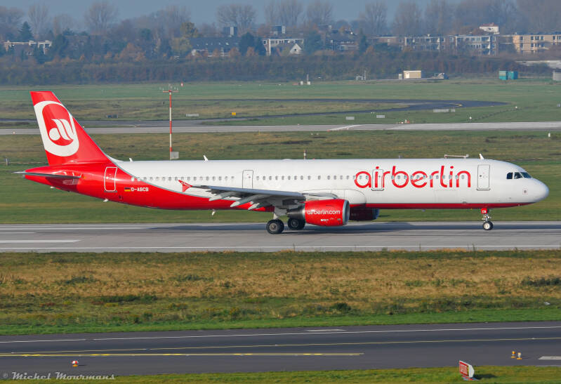 D-ABCB -- Airbus A321 -- Air Berlin
