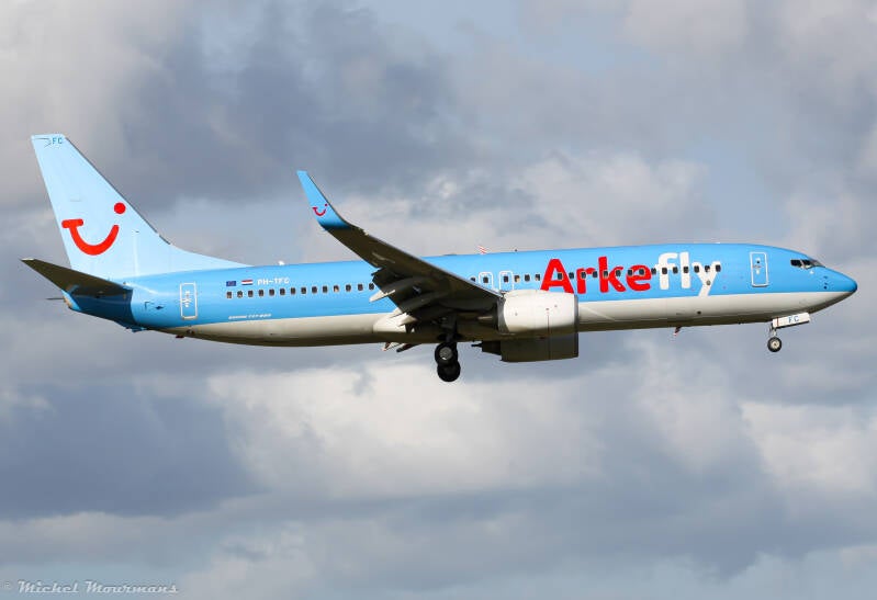 PH-TFC -- Boeing 737-800 -- Arkefly