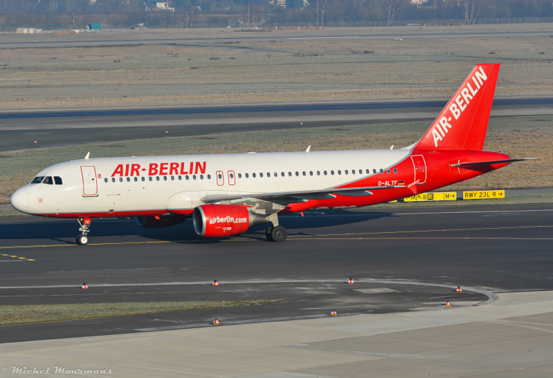 D-ALTF -- Airbus A320 -- Air Berlin