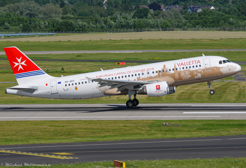 9H-AEO -- Airbus A320 -- Air Malta