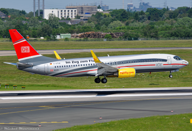 D-ATUE -- Boeing 737-800 -- TUIfly