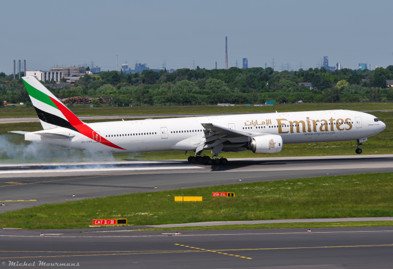 A6-EMN -- Boeing 777-300 -- Emirates