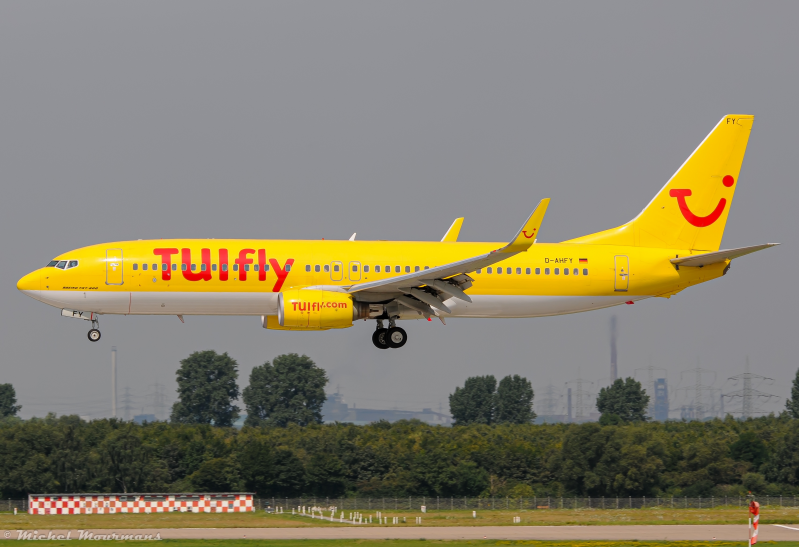 D-AHFY -- Boeing 737-800 -- TUIfly