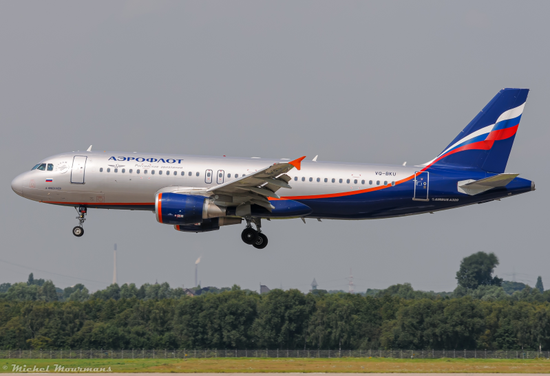 VQ-BKU -- Airbus A320 -- Aeroflot