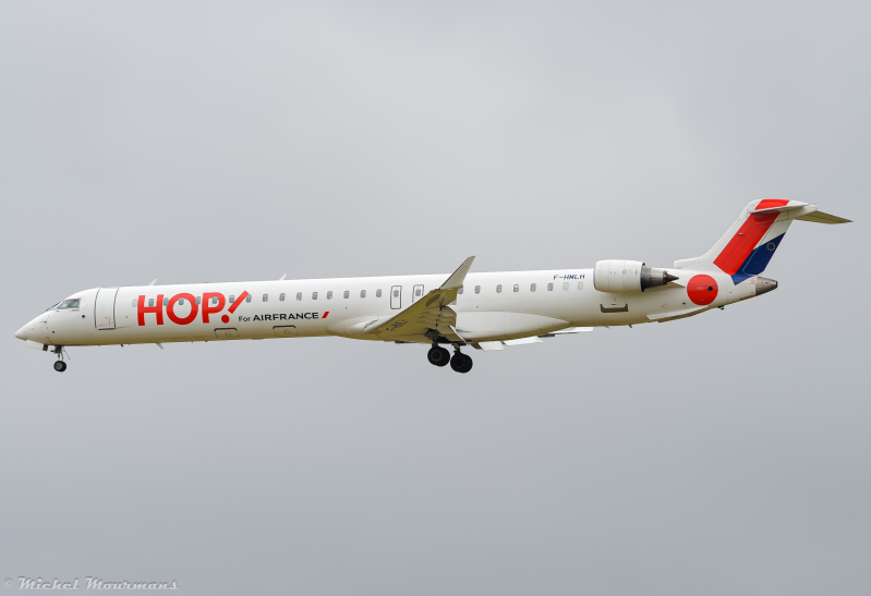 F-HMLH -- Bombardier CRJ-1000 -- Air France - HOP!
