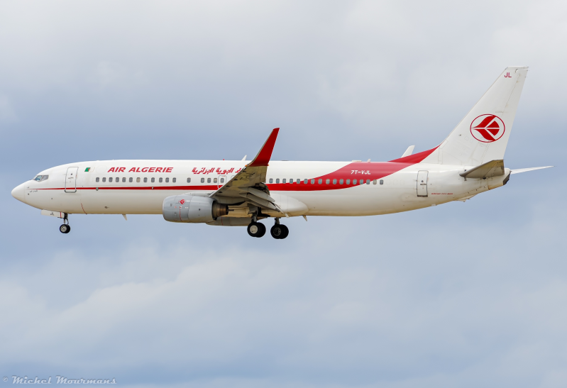 7T-VJL -- Boeing 737-800 -- Air Algerie