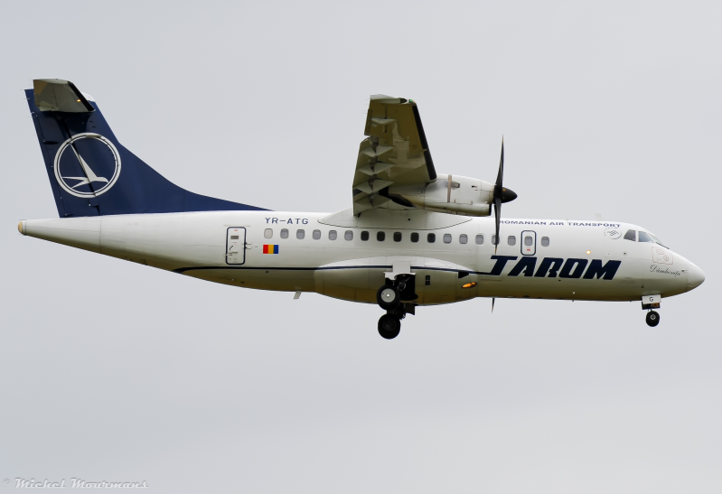 YR-ATG -- ATR 42-500 -- TAROM