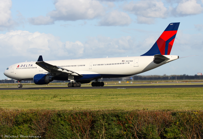N807NW -- Airbus A330-300 -- Delta Air Lines
