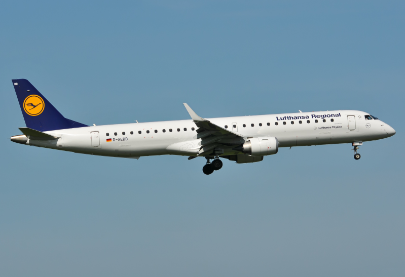 D-AEBB -- Embraer 195 -- Lufthansa CityLine