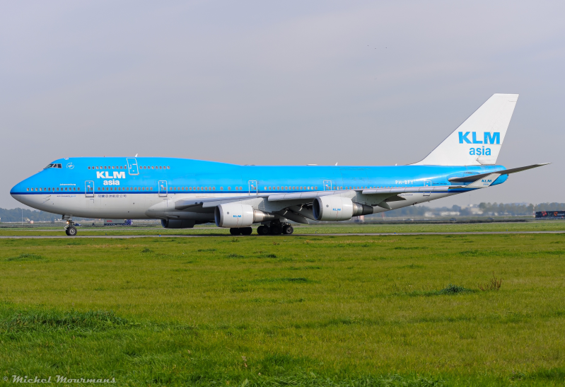 PH-BFY -- Boeing 747-400M -- KLM