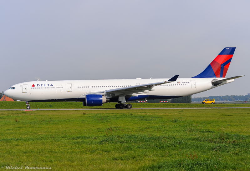 N801NW -- Airbus A330-300 -- Delta Air Lines