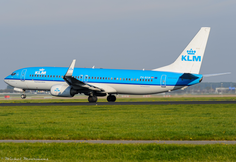 PH-BXM -- Boeing 737-800 -- KLM