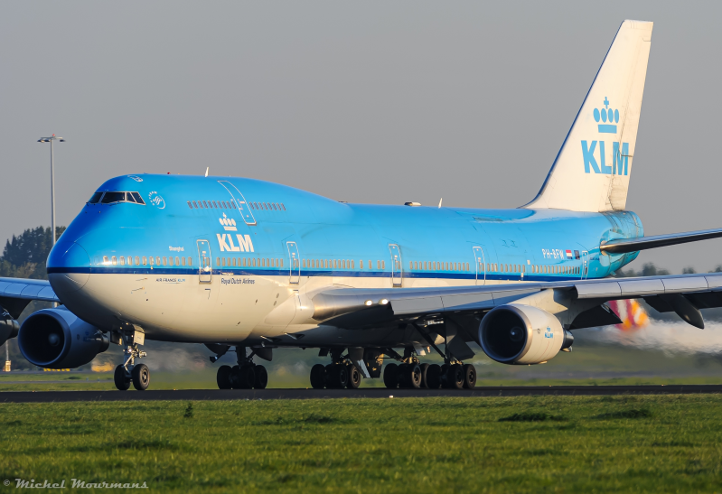 PH-BFW -- Boeing 747-400M -- KLM
