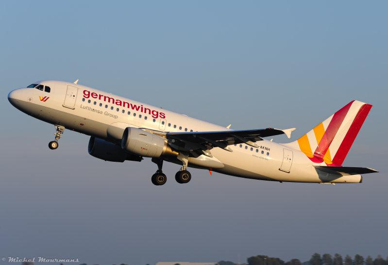 D-AKNH -- Airbus A319 -- Germanwings