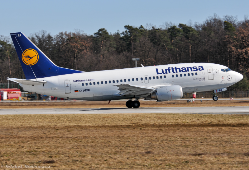 D-ABIU -- Boeing 737-500 -- Lufthansa