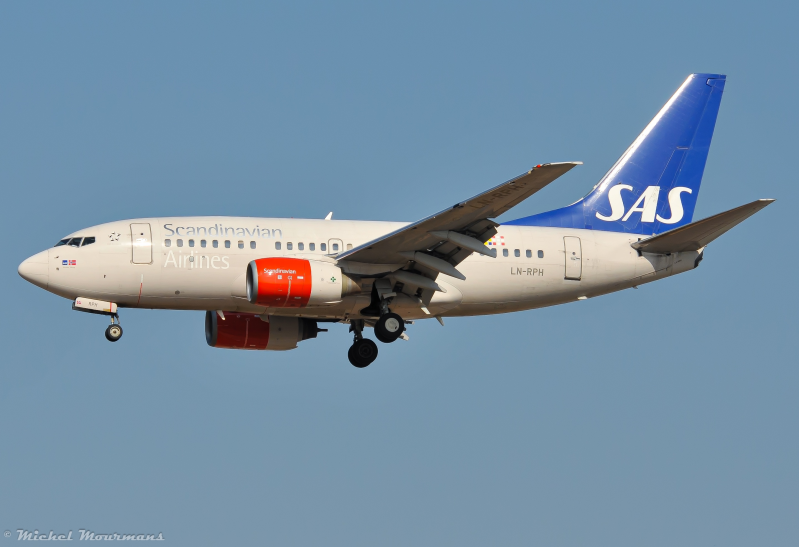 LN-RPH -- Boeing 737-600 -- Scandinavian Airlines