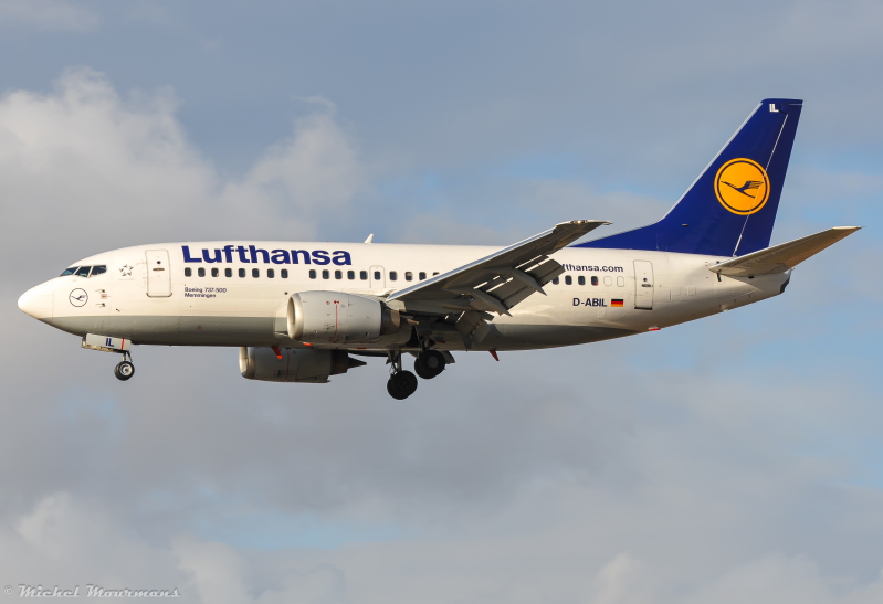D-ABIL -- Boeing 737-500 -- Lufthansa