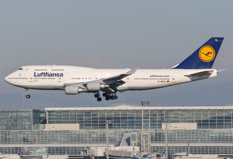 D-ABTL -- Boeing 747-400 -- Lufthansa