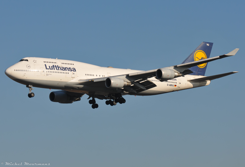D-ABVU -- Boeing 747-400 -- Lufthansa