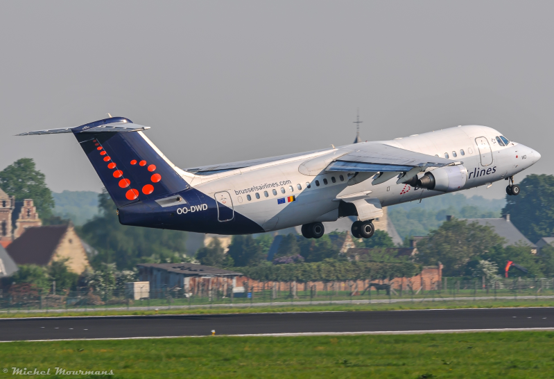 OO-DWD -- Avro RJ100 -- Brussels Airlines
