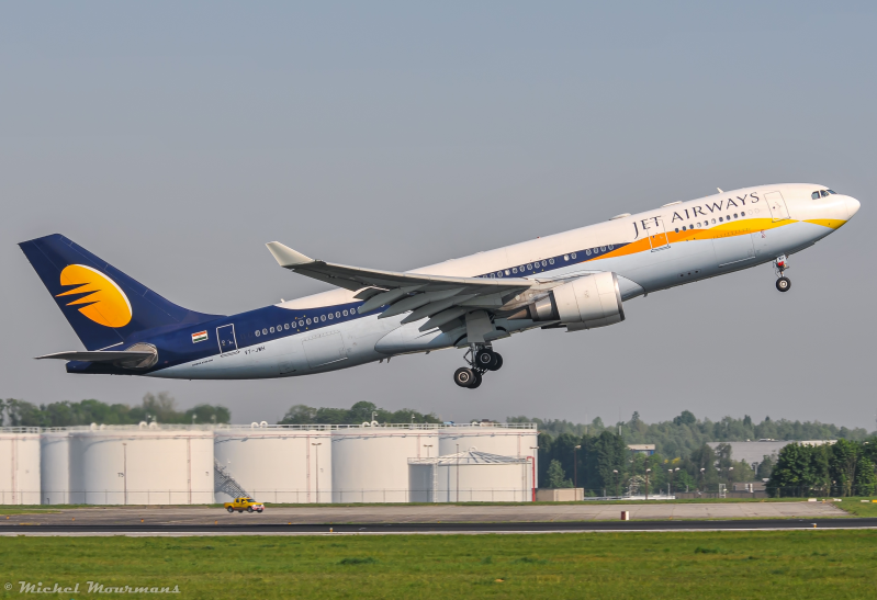 VT-JWH -- Airbus A330-200 -- Jet Airways