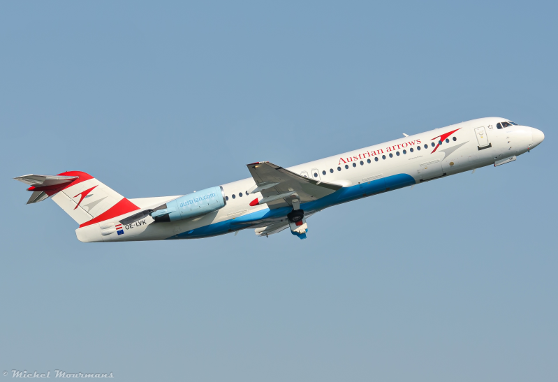 OE-LVK -- Fokker 100 -- Austrian Arrows