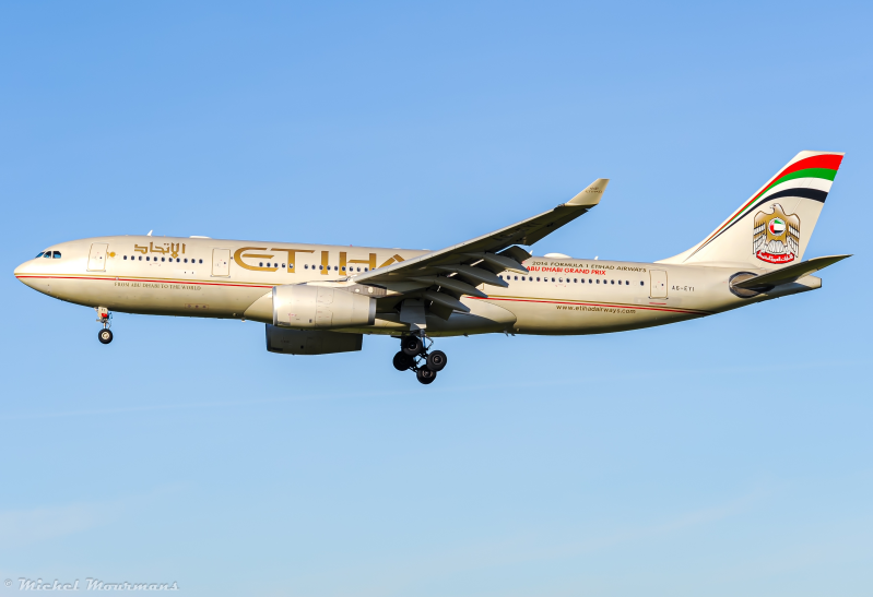 A6-EYI -- Airbus A330-200 -- Etihad Airways