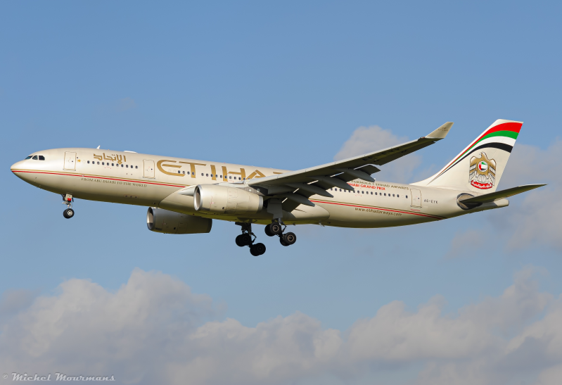 A6-EYK -- Airbus A330-200 -- Etihad Airways