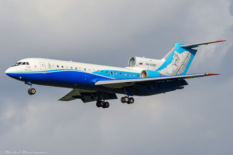RA-42387 -- Yakovlev Yak-42D -- RusJet