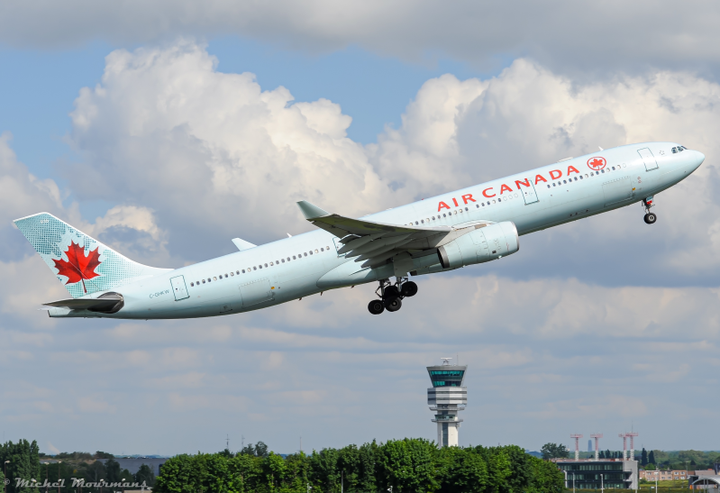 C-GHKW -- Airbus A330-300 -- Air Canada
