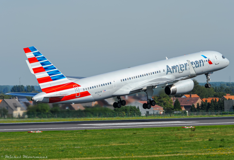 N939UW -- Boeing 757-200 -- American Airlines