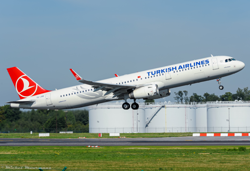 TC-JSE -- Airbus A321 -- Turkish Airlines