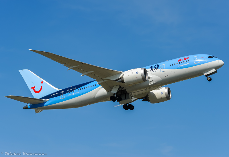 PH-TFK -- Boeing 787-8 -- Arke