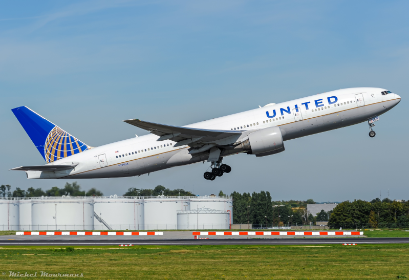 N778UA -- Boeing 777-200 -- United Airlines