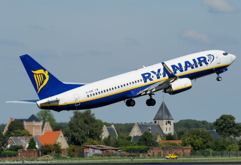 EI-EME -- Boeing 737-800 -- Ryanair
