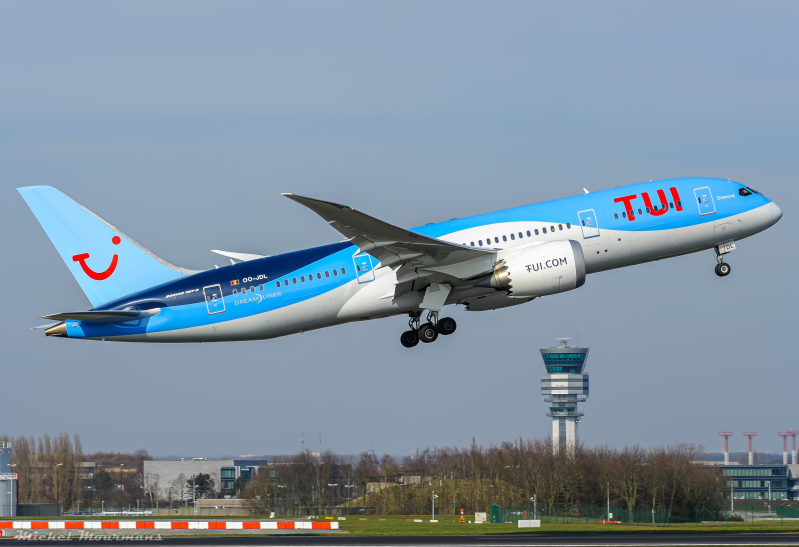 OO-JDL -- Boeing 787-8 -- TUIfly Belgium