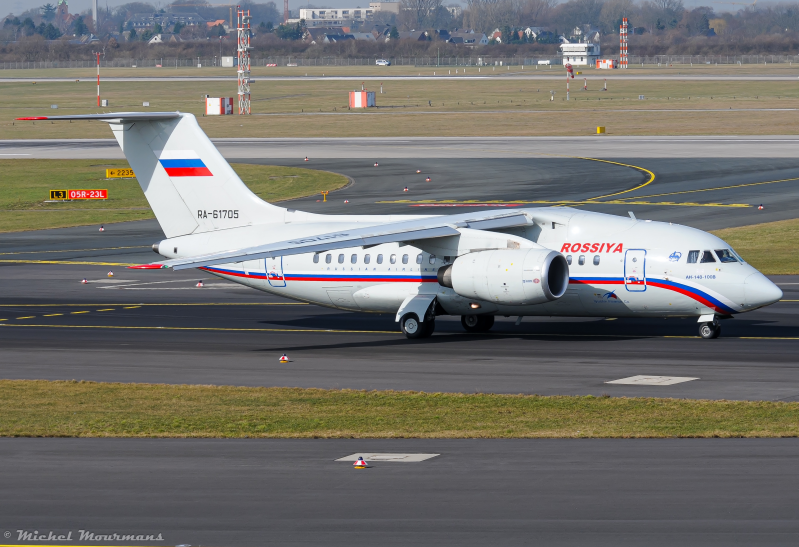 RA-61705 -- Antonov An-148 -- Rossiya