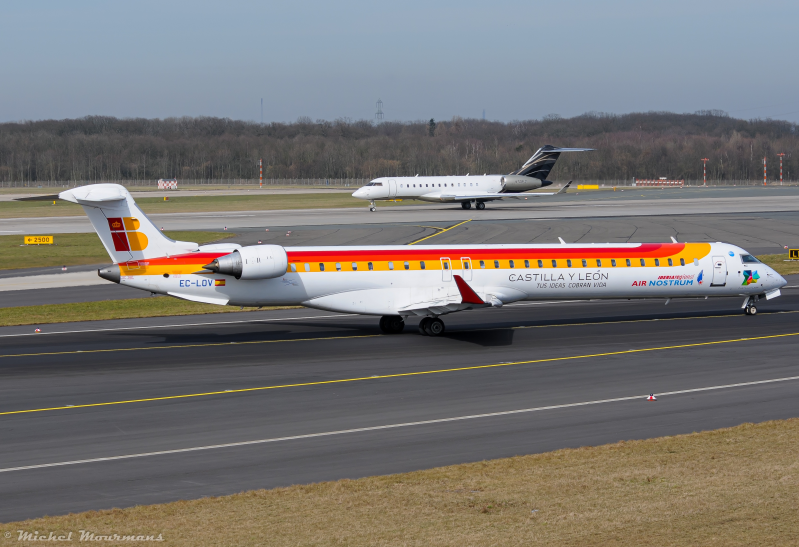 EC-LOV -- Bombardier CRJ-1000 -- Air Nostrum (Iberia)