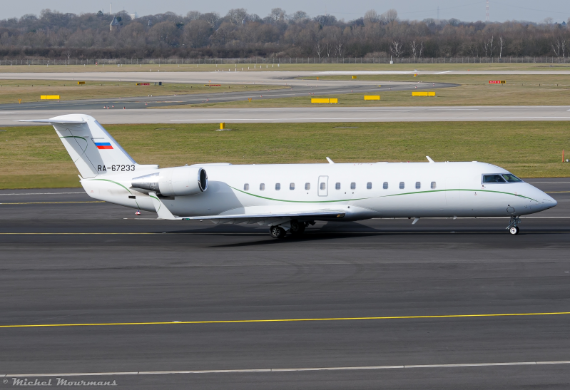 RA-67233 -- Bombardier Challenger 850 -- Tulpar