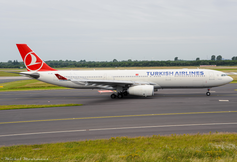 TC-JNL -- Airbus A330-300 -- Turkish Airlines