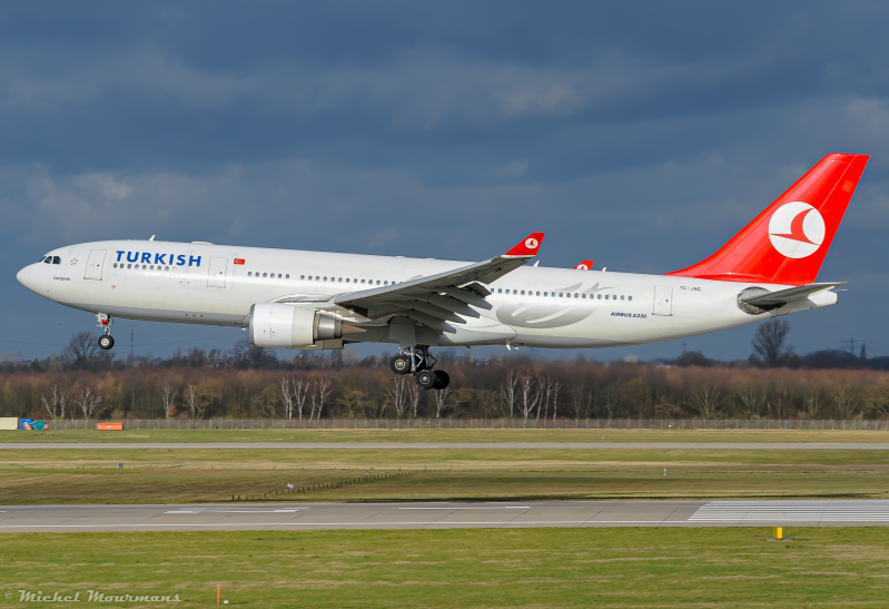 TC-JNG -- Airbus A330-200 -- Turkish Airlines