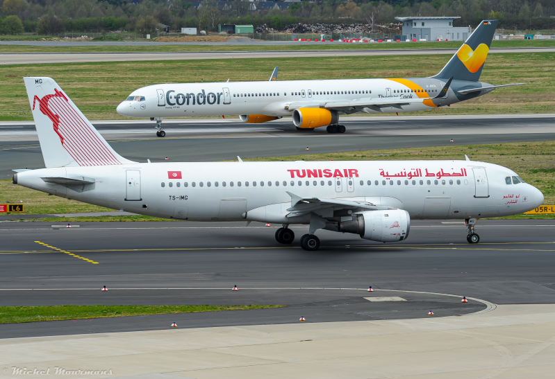 TS-IMG -- Airbus A320 -- Tunisair