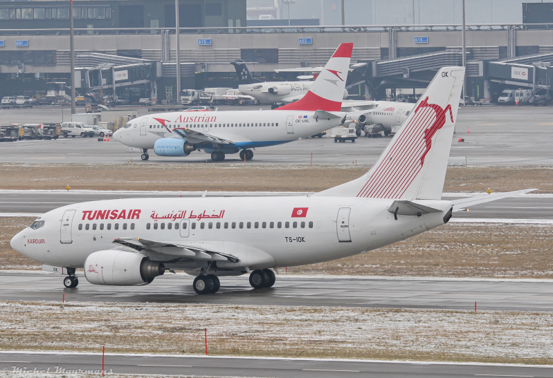 TS-IOK -- Boeing 737-600 -- Tunisair