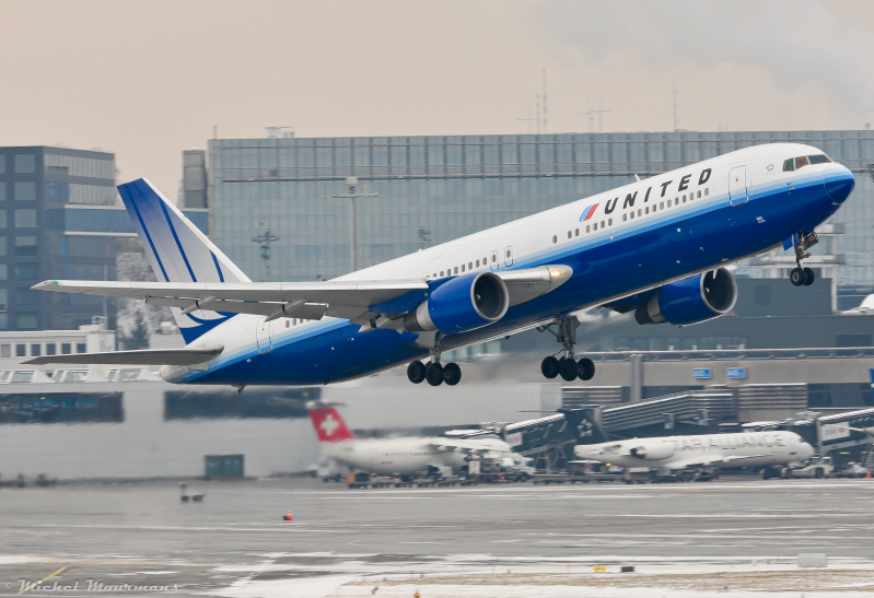 N643UA -- Boeing 767-300ER -- United Airlines