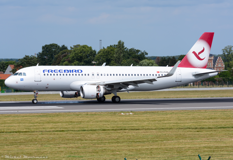 TC-FHN -- Airbus A320 -- Freebird Airlines