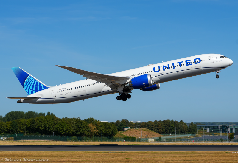 N13018 -- Boeing 787-10 -- United Airlines